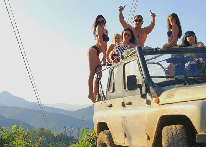 Тур на внедорожниках Солох-аул «Озера любви»