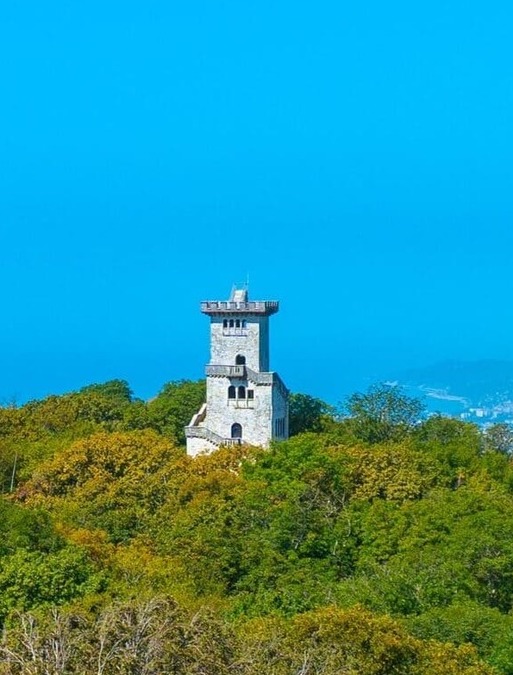 <span style="font-weight: bold;">Гора Ахун</span>