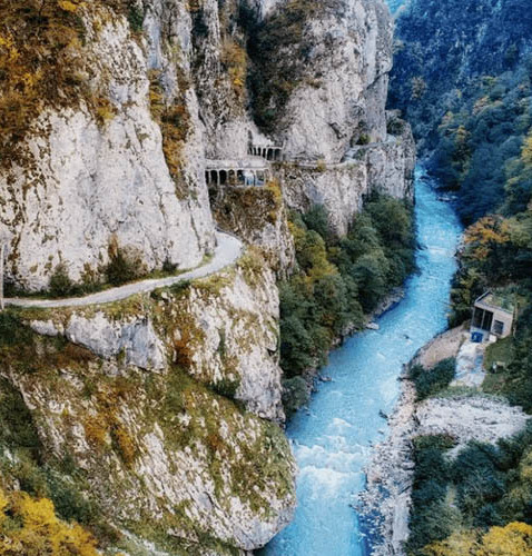 <span style="font-weight: bold;">Ущелье Ахцу</span>